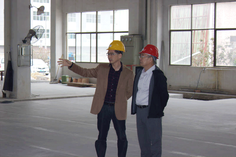 廣東隆?？萍技瘓F打造廣東玻璃深加工“示范智慧工廠”